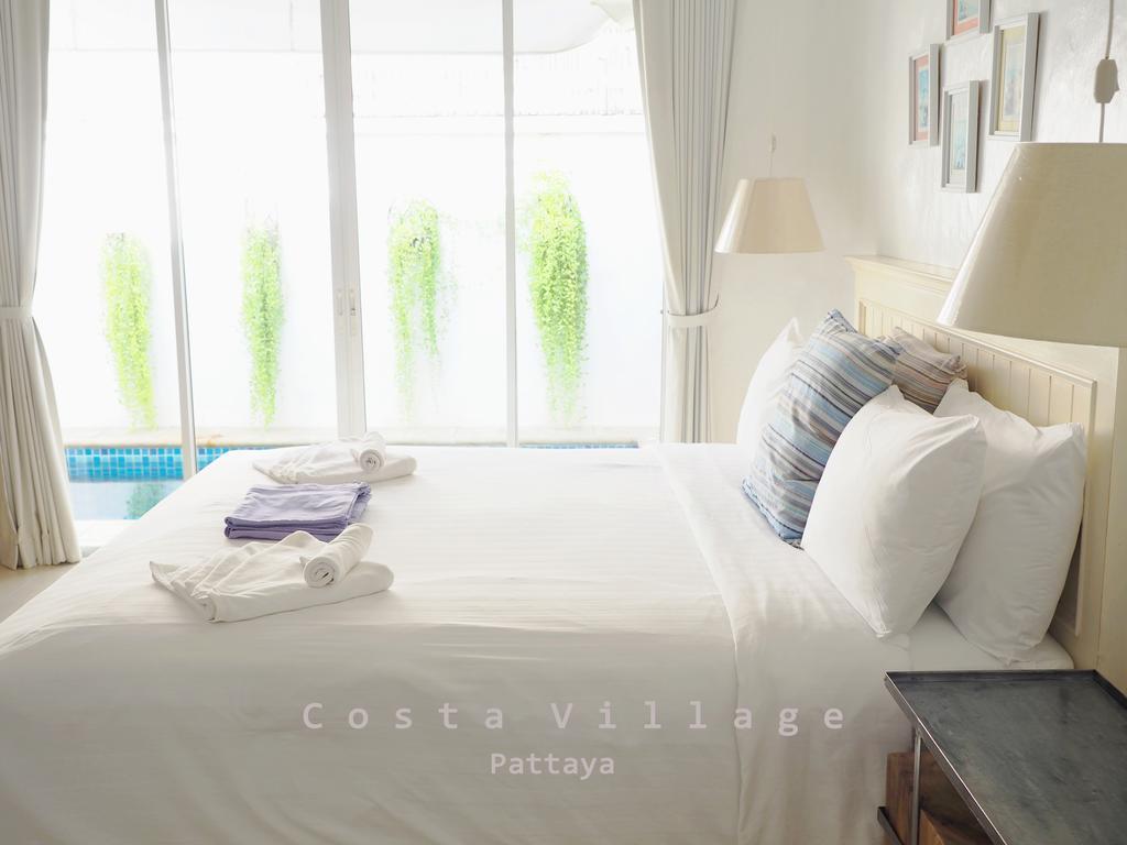 Costa Village Pool Villa Jomtien Beach Exterior photo